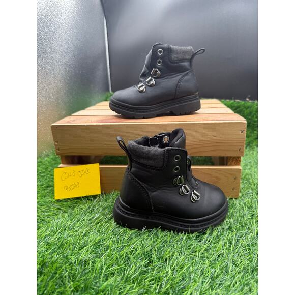 Cat&Jack Kids- Black-Combat Boots-Size 6 - Picture 10 of 10